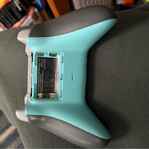 Xbox controller *see description* - Picture 2 of 2